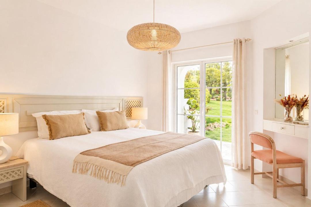Photo of Bedroom in Alpouvar