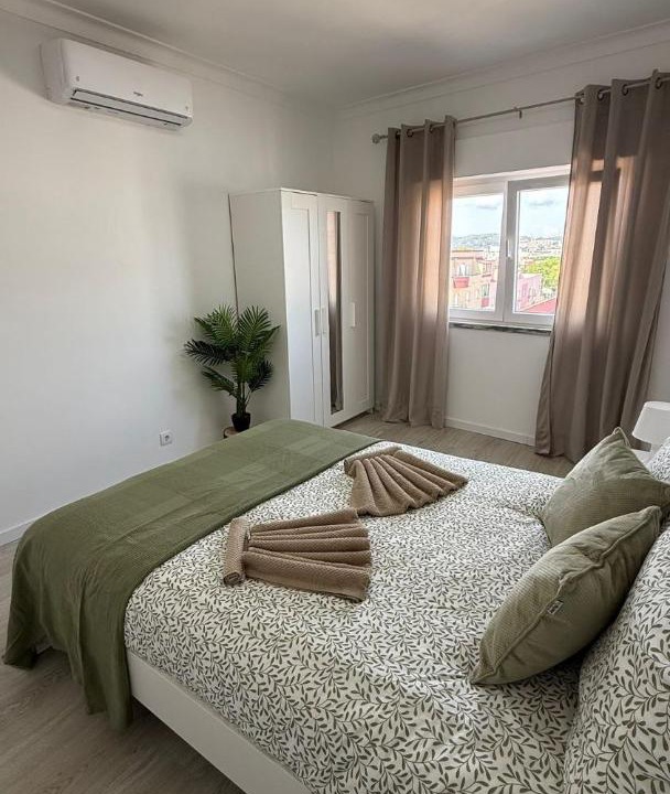 Photo of Bedroom in Setubal