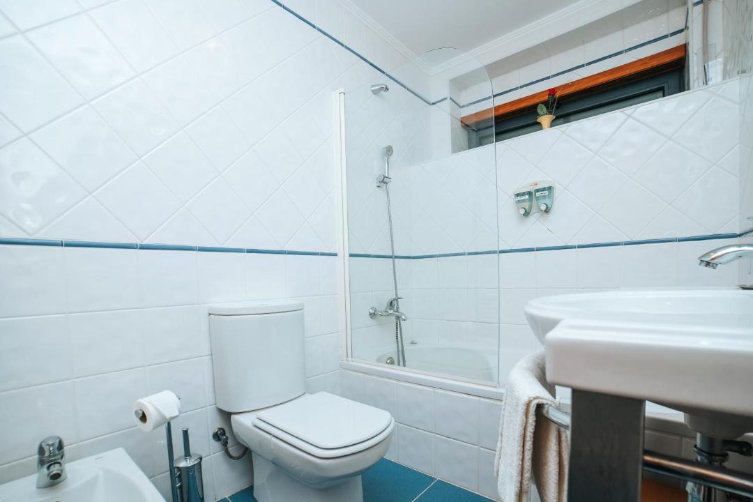 Photo of Bathroom in Estreito