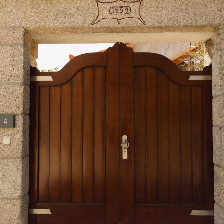 Photo of Others in Leiradas