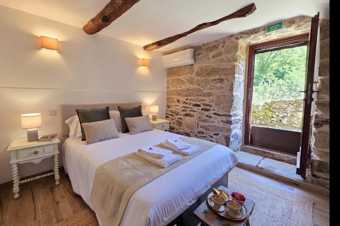 Photo of Bedroom in Cubalhao