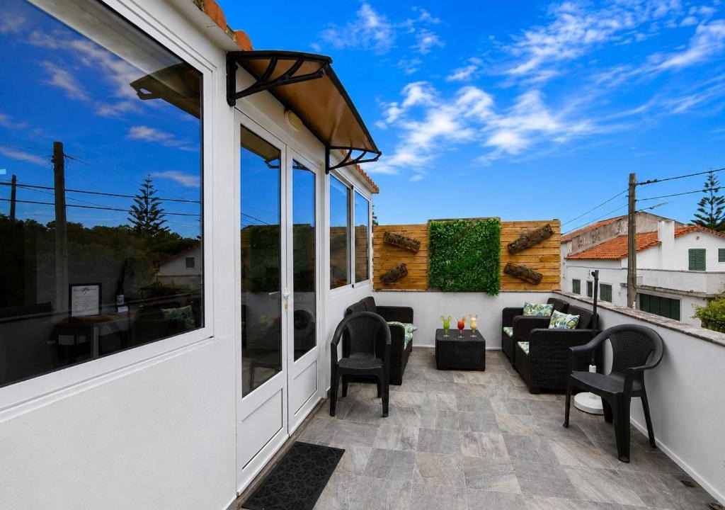 Photo of Patio Balcony in Fenais da Luz
