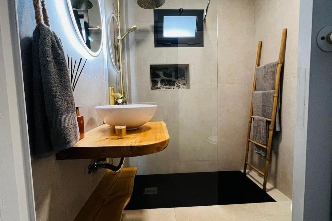 Photo of Bathroom in Santana