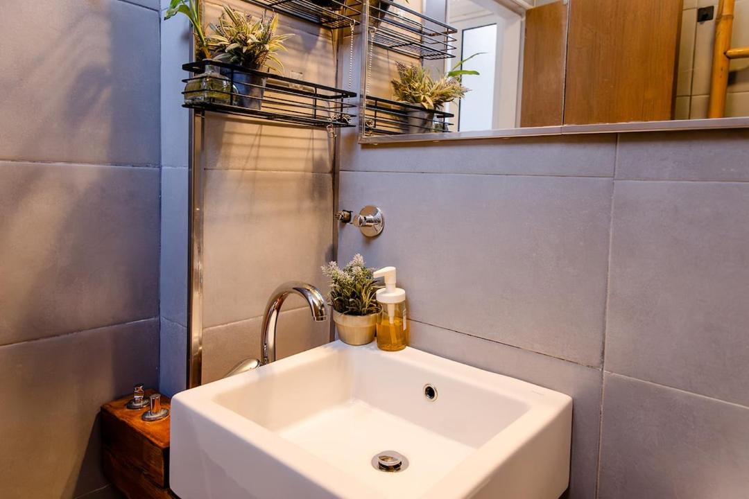 Photo of Bathroom in Mouraria