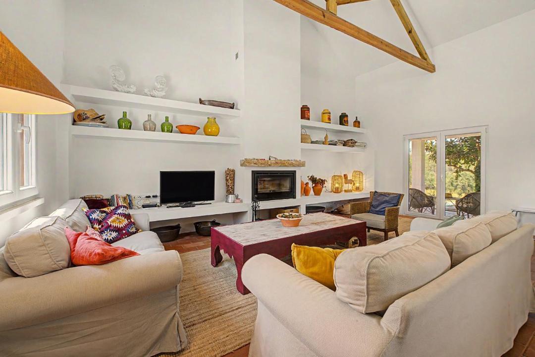 Photo of Livingroom in Erra