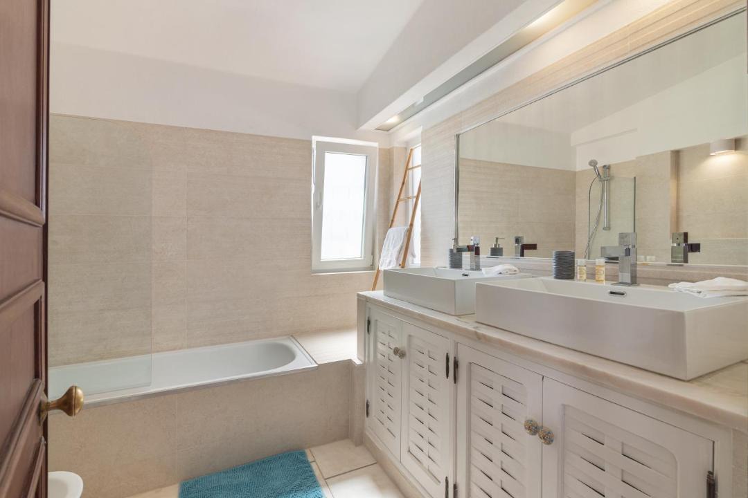 Photo of Bathroom in Vale de Parra