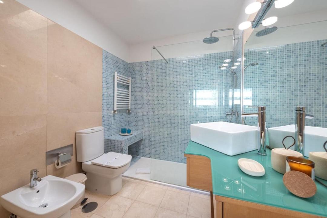 Photo of Bathroom in Nogueira