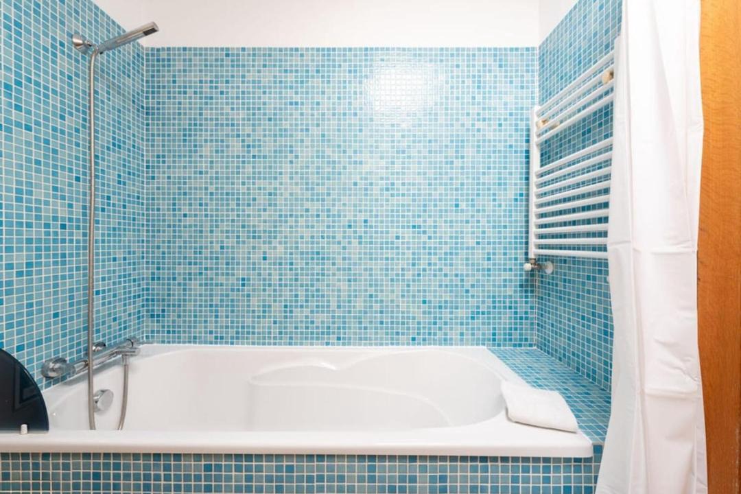 Photo of Bathroom in Nogueira