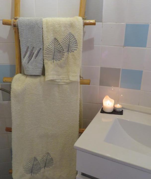 Photo of Bathroom in Penacova