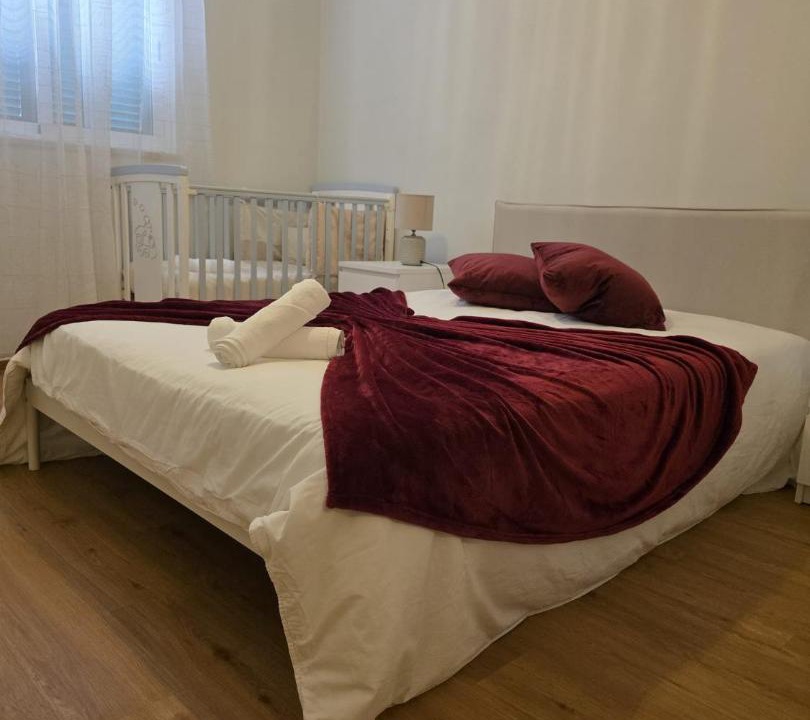 Photo of Bedroom in Canico