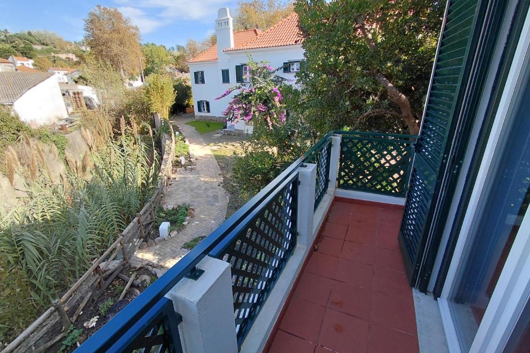 Photo of Patio Balcony in Eugaria