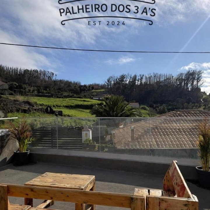 Photo of Patio Balcony in Porto Moniz