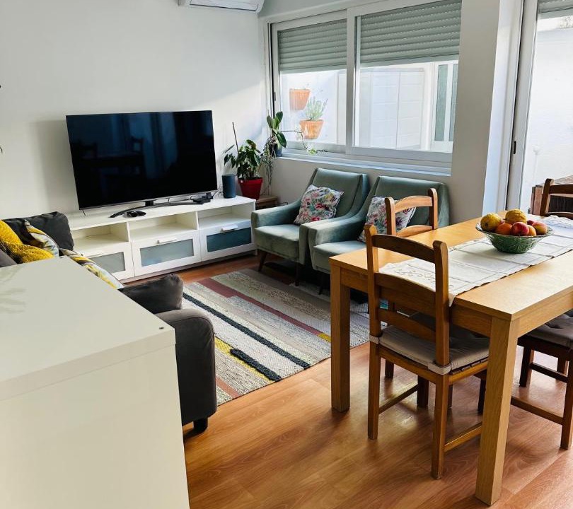 Photo of Livingroom in Beato