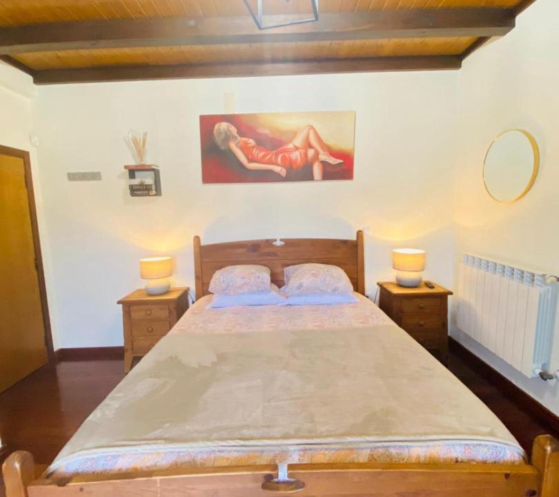 Photo of Bedroom in Mendiga