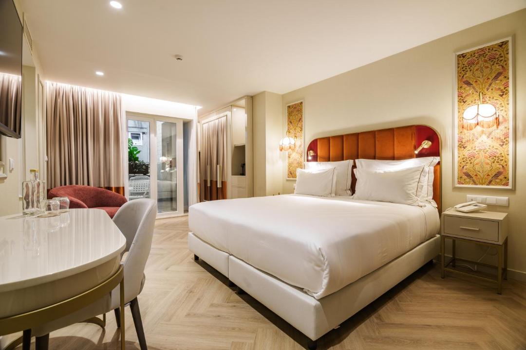Photo of Bedroom in Baixa