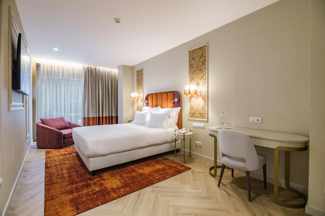 Photo of Bedroom in Baixa