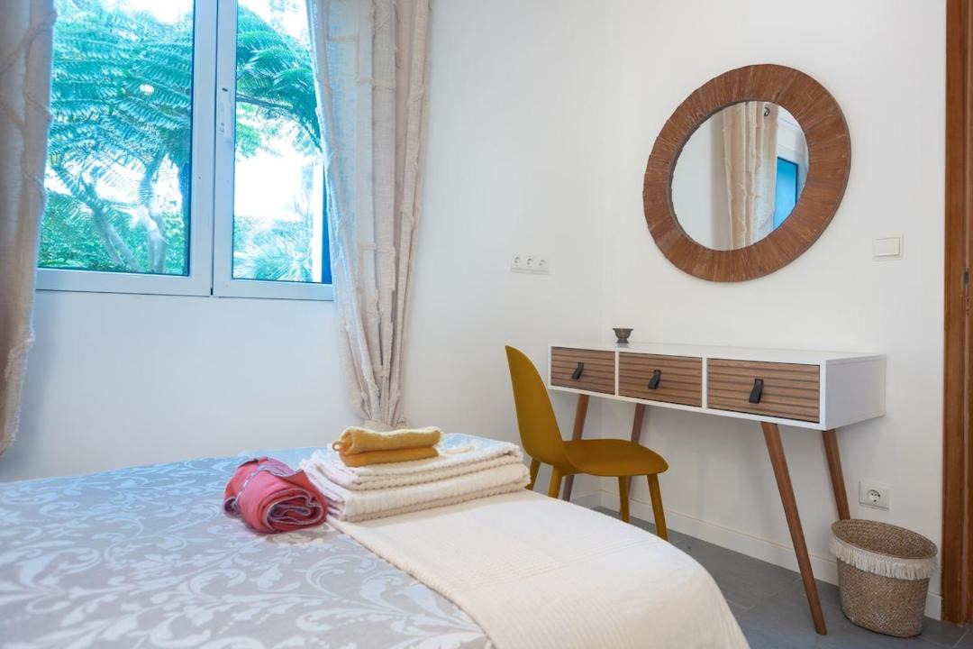 Photo of Bedroom in Vila Franca do Campo