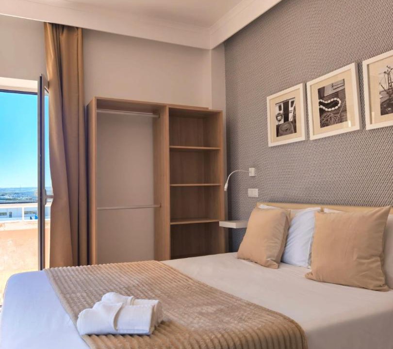 Photo of Bedroom in Peniche