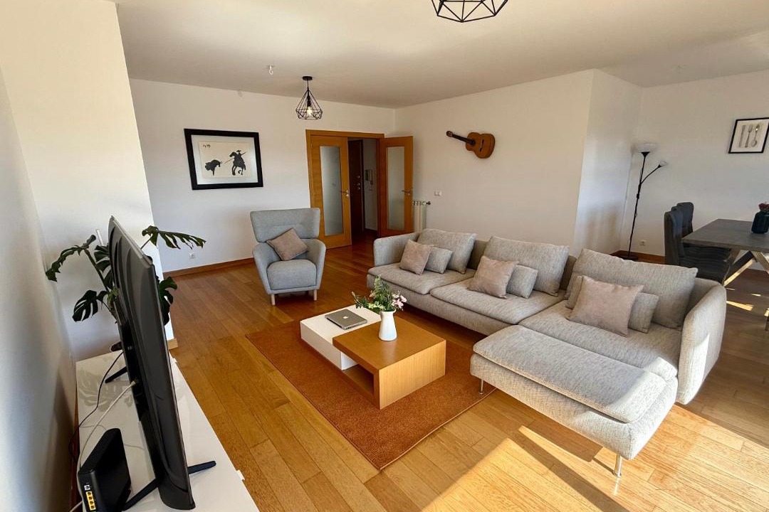 Photo of Livingroom in Lumiar