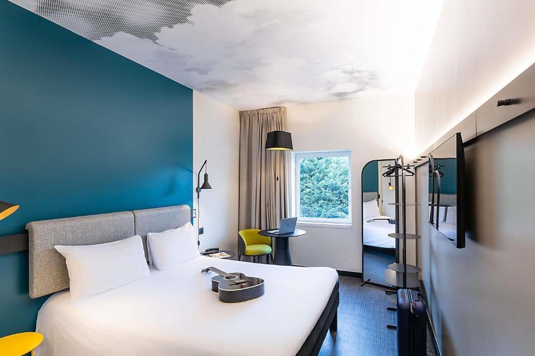 Photo of Bedroom in Linda-a-Velha