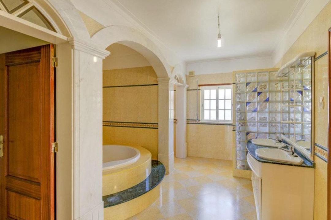 Photo of Bathroom in Parchal
