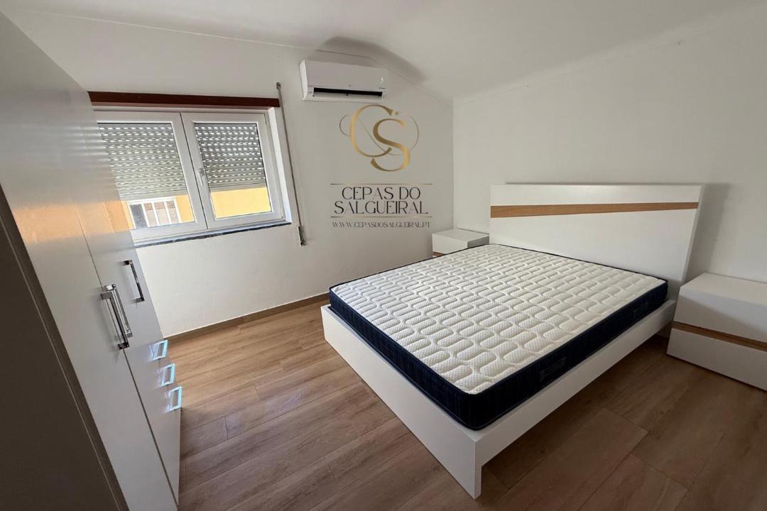 Photo of Bedroom in Tondela