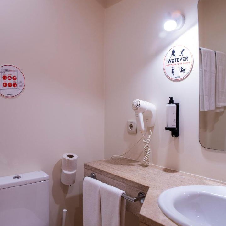Photo of Bathroom in Ameijeira