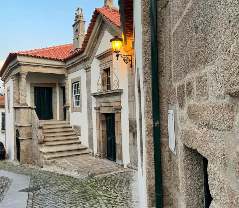 Photo of Buildings in Santar