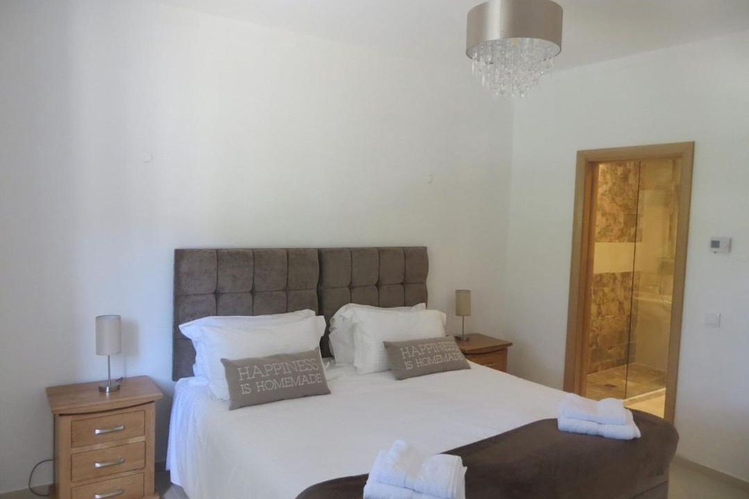 Photo of Bedroom in Quarteira
