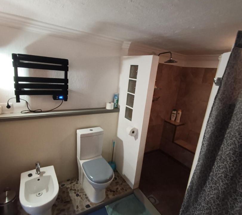 Photo of Bathroom in Arega