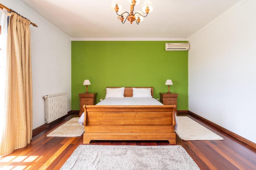 Photo of Bedroom in Tentugal