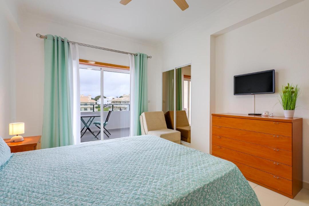 Photo of Bedroom in Alporchinhos