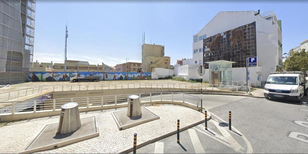 Photo of Others in Cacilhas