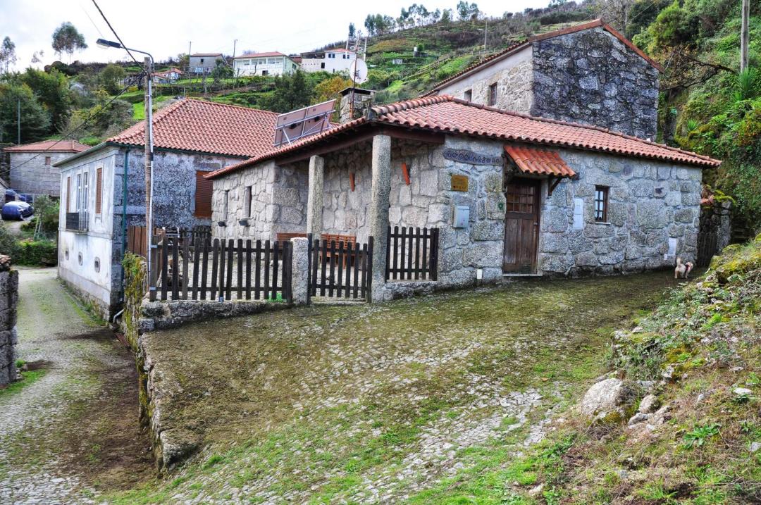 Photo of Buildings in Guilhofrei