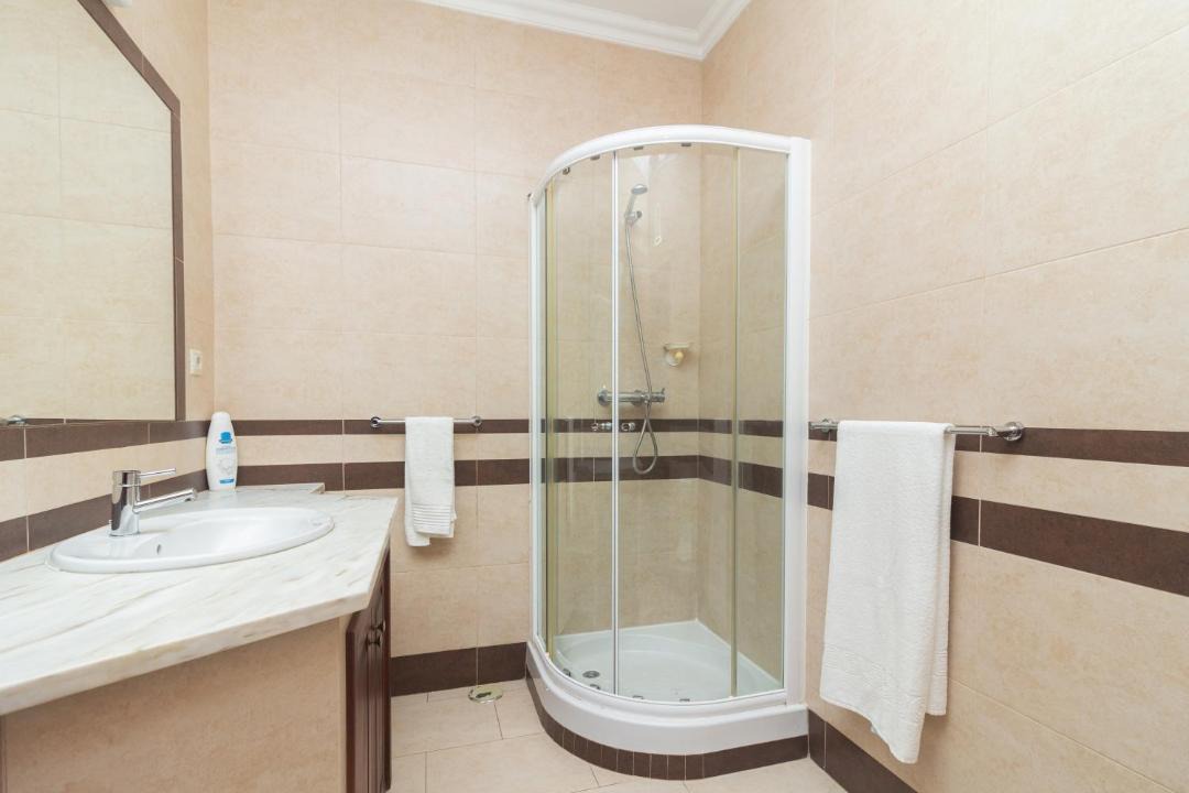 Photo of Bathroom in Perofilho