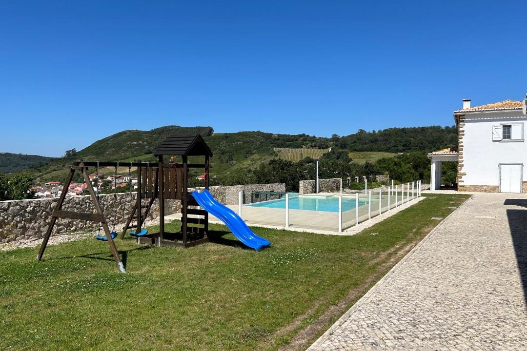 Photo of Others in Sobral de Monte Agraco