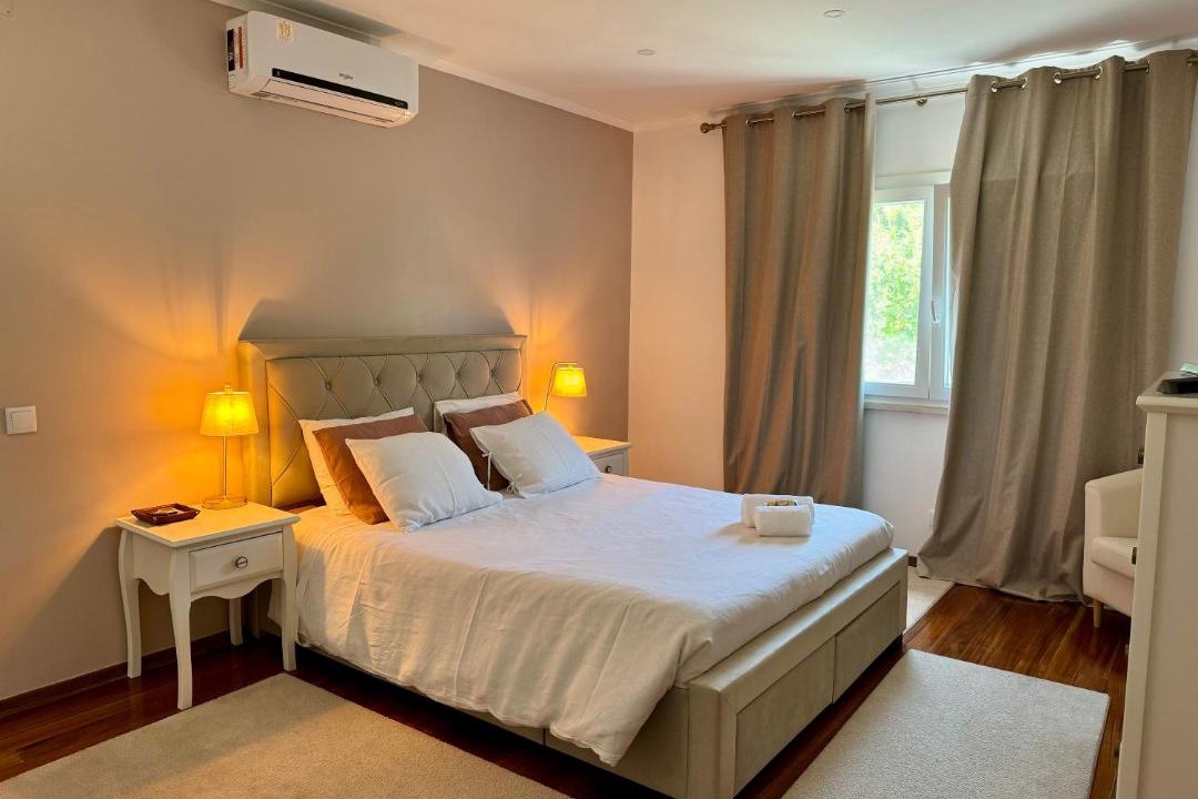 Photo of Bedroom in Setubal