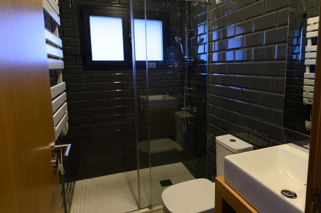 Photo of Bathroom in Ferro