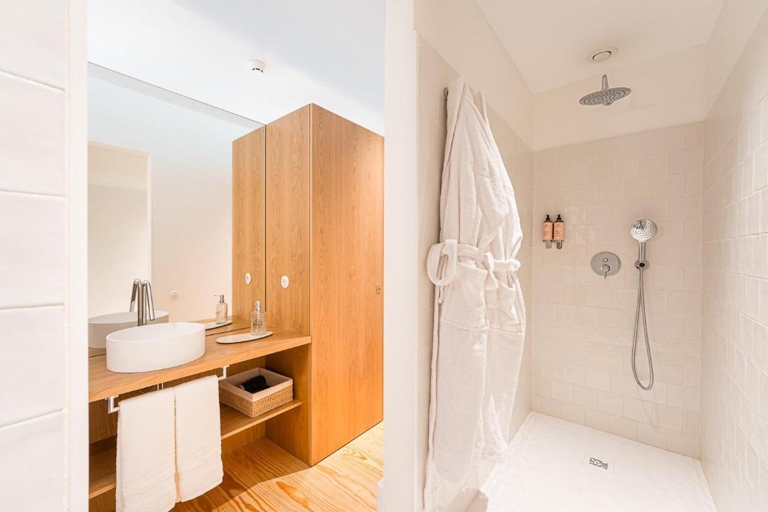 Photo of Bathroom in Lordelo do Ouro e Massarelos