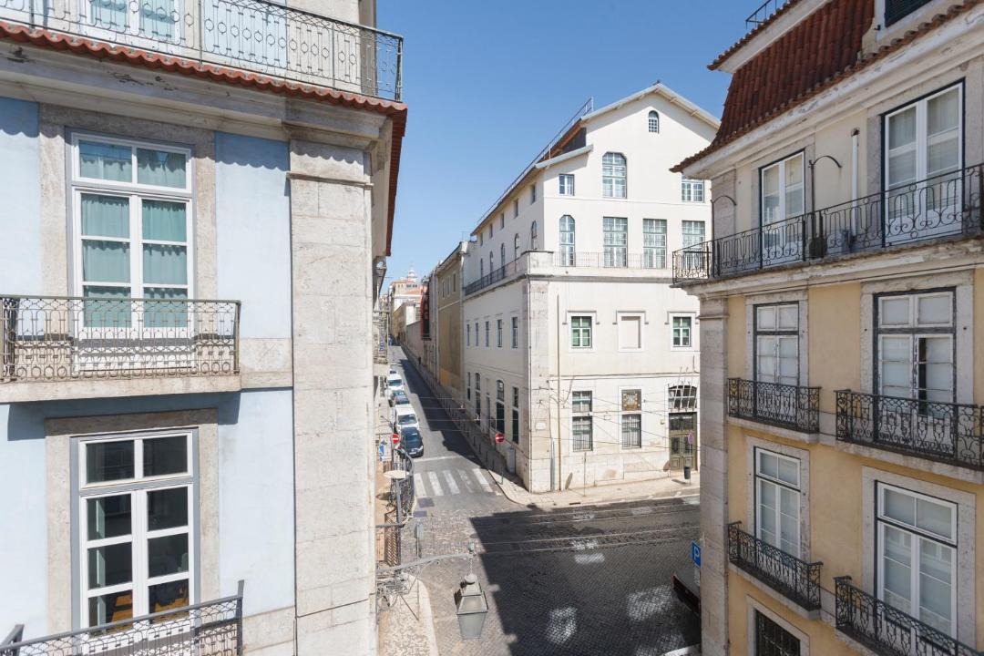 Photo of Others in Chiado