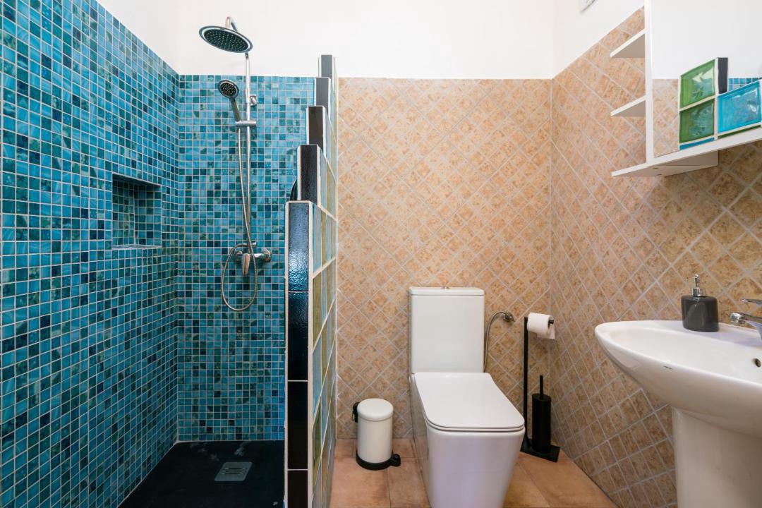 Photo of Bathroom in Budens