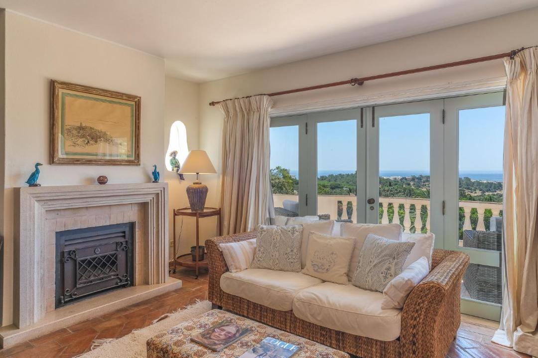 Photo of Livingroom in Meia Praia