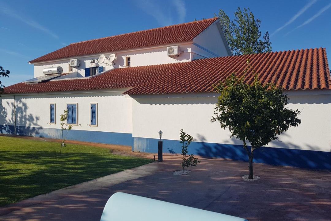 Photo of Buildings in Borba