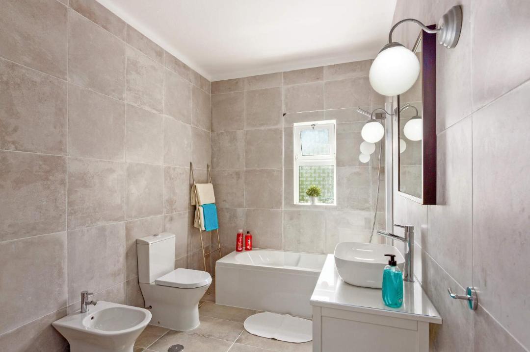 Photo of Bathroom in Caramujeira