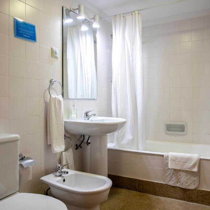 Photo of Bathroom in Valdigem