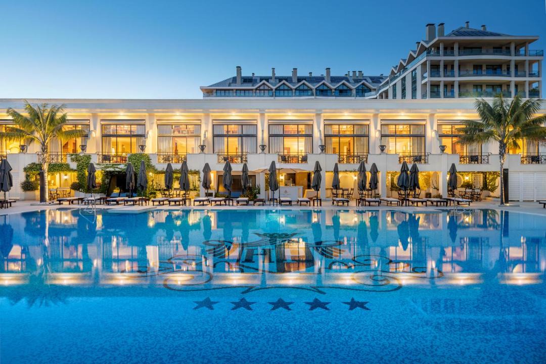 Photo of Others in Estoril