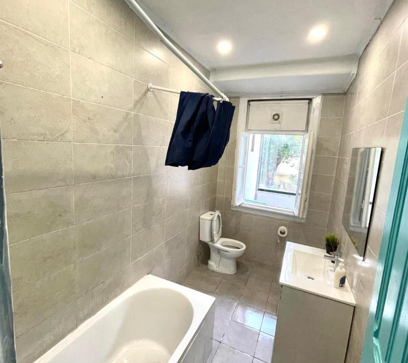 Photo of Bathroom in Sao Jorge de Arroios