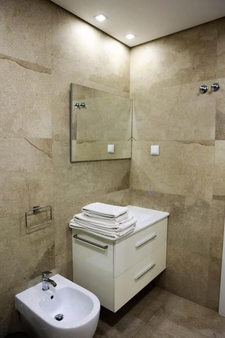 Photo of Bathroom in Pragal