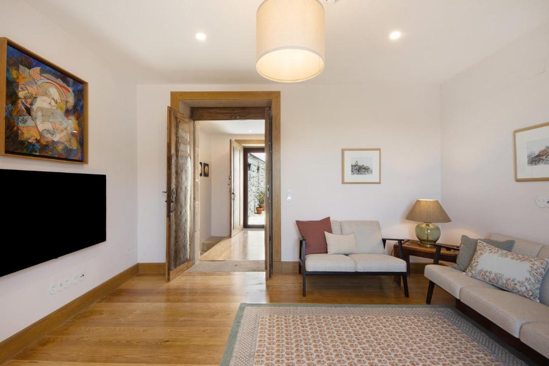 Photo of Livingroom in Guilhabreu