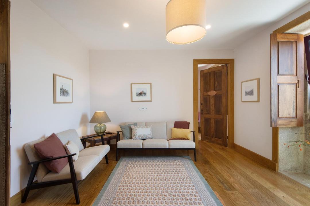 Photo of Livingroom in Guilhabreu